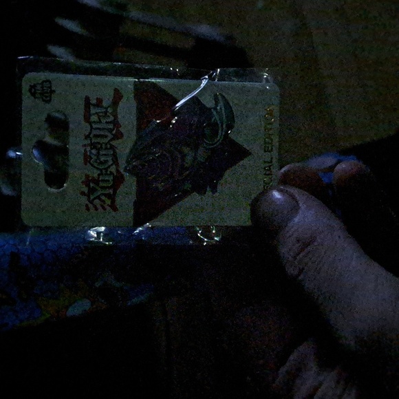 YU-GI-OH SPECIAL EDITION PIN - Picture 2 of 3